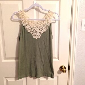 3/$15🧡 Dressbarn Women's Sleeveless Top